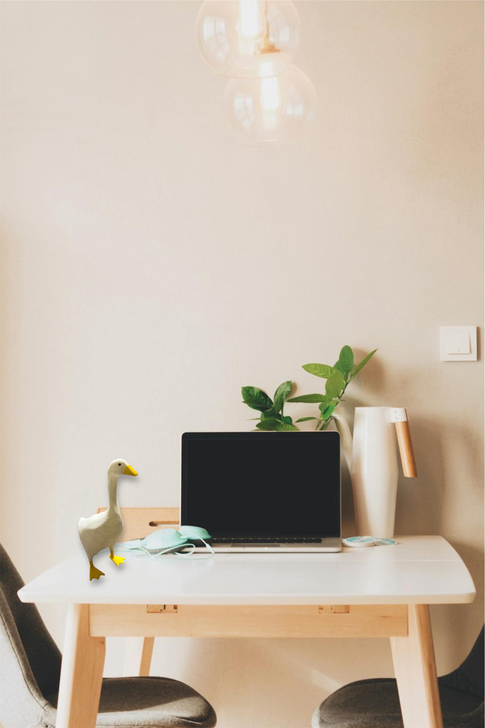 8” Tall 3D Printed Desk Goose – Quirky & Fun Office Companion